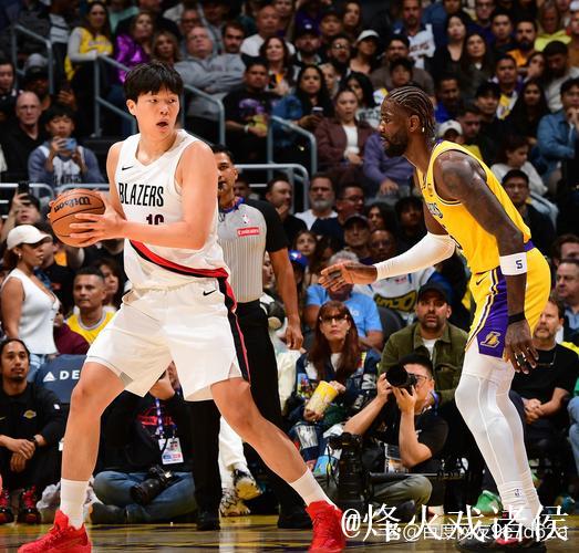 15年第9顺位球员一年合同回归太阳，职业生涯场均贡献8.8分